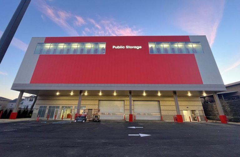 Public Storage Fort Lee Exterior